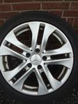 17'' Orignele Avantgarde W 212 Velgen en Banden