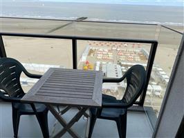 Appartement op zeedijk te Blankenberge 1-6pers.