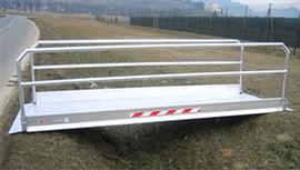 voetgangersbrug alu 3.2m x 1m lengte 3.2m 