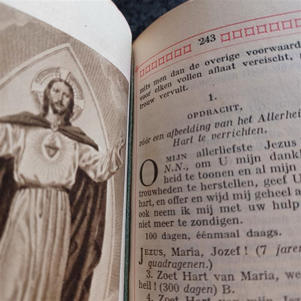Grote foto waakt en bidt communie en gebedenboek n7 1923. boeken religie