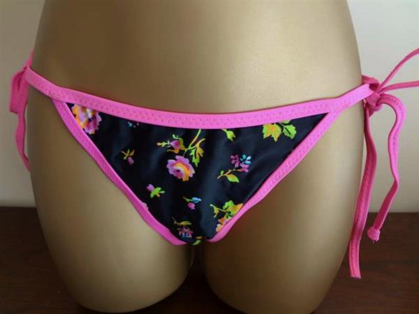 Grote foto zwarte bikini met fuchsia en ruches yamamay kleding dames badmode en zwemkleding