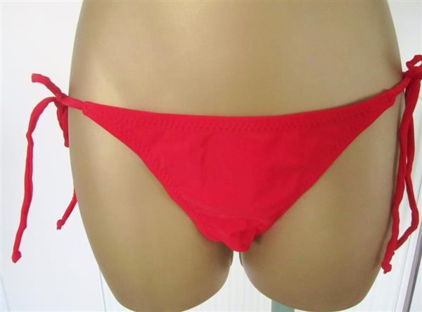 Grote foto mooie rode bikini met koordjes yamamay kleding dames badmode en zwemkleding