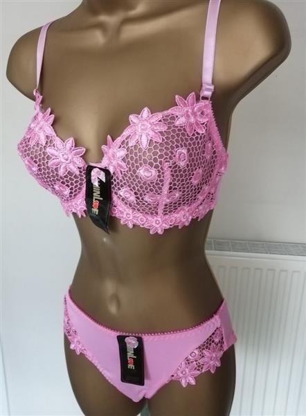 Grote foto chique fuchsia roze bh met slip voor d cups kleding dames ondergoed en lingerie