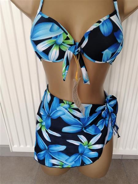 Grote foto voorgevormde bikini in blauwe tinten pareo kleding dames badmode en zwemkleding