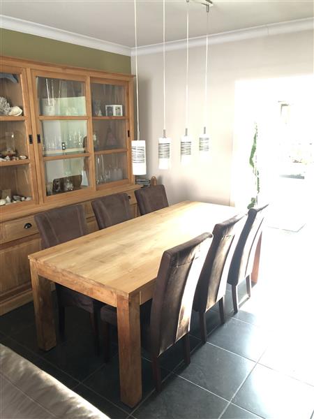 Grote foto teak vitrinekasten tafel stoelen huis en inrichting vitrinekasten