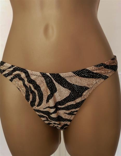 Grote foto prachtige strapless goudkleurige bikini met zwart kleding dames badmode en zwemkleding