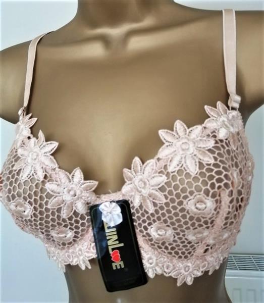 Grote foto chique goudbeige bh met slip d cups kleding dames ondergoed en lingerie