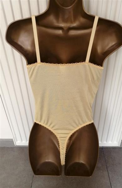 Grote foto prachtige vanillegele body met velours bloemen 80b kleding dames ondergoed en lingerie