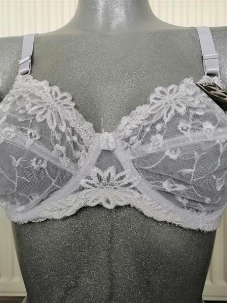 Grote foto chique witte bh in doorzichtige kant 70d kleding dames ondergoed en lingerie