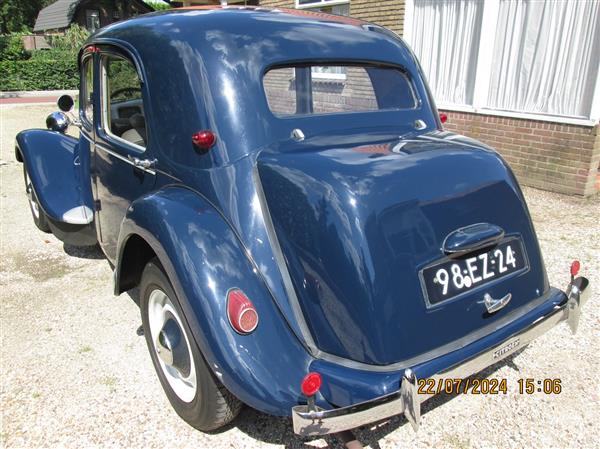 Grote foto citroen traction 11b 1955 in een z. g. st. auto citro n