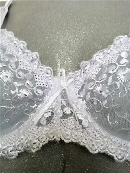 Grote foto romantische witte doorzichtige bh 65c tot 80c kleding dames ondergoed en lingerie