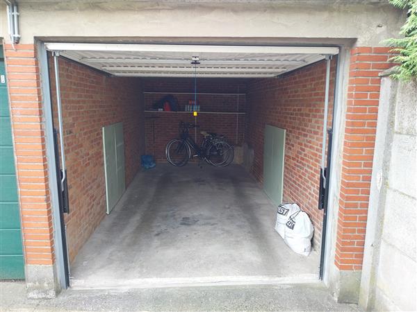 Grote foto garage te huur condorlaan 30 2100 deurne huizen en kamers overige te huur