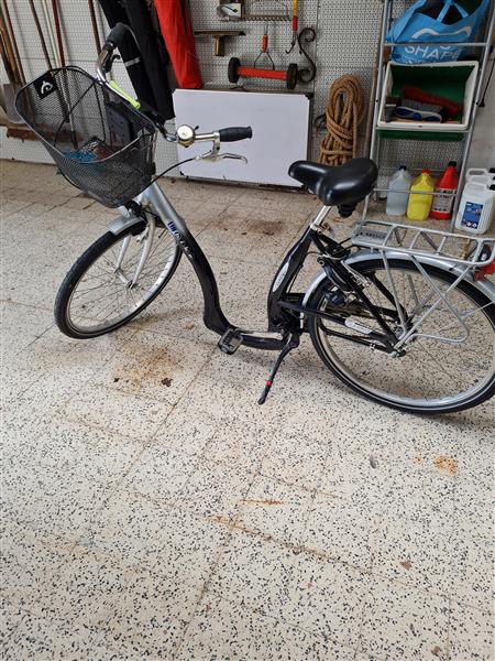 Grote foto fiets lage instap fietsen en brommers damesfietsen