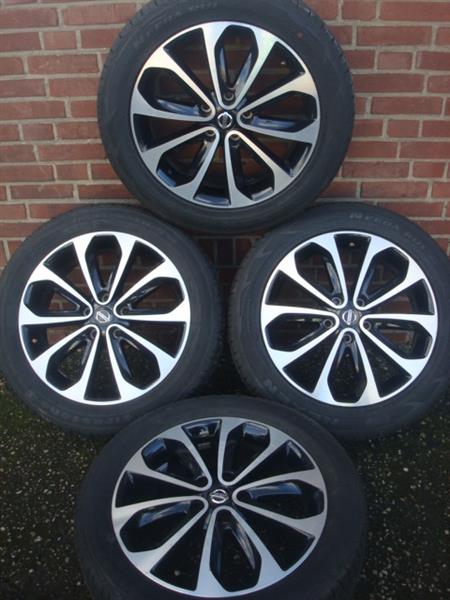 Grote foto 18 inch originele nissan qashqai velgen en banden auto onderdelen banden en velgen