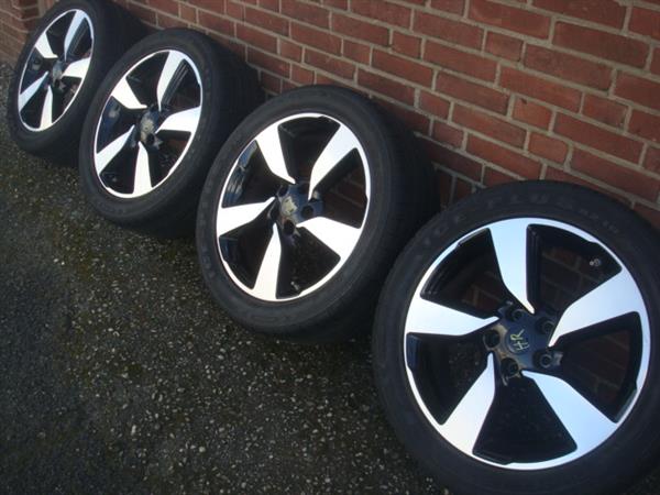 Grote foto 18 inch originele nissan qashqai renault megane auto onderdelen banden en velgen