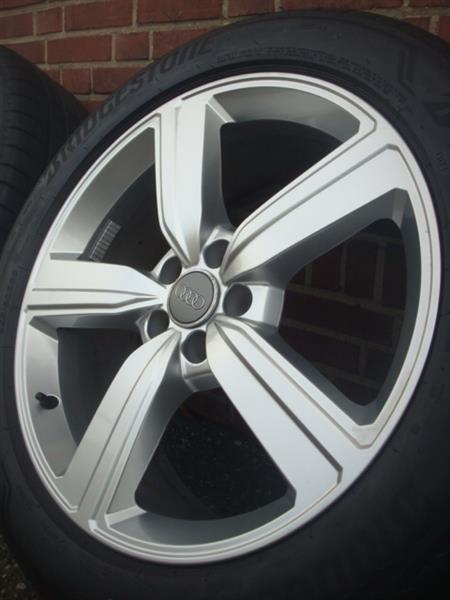 Grote foto 20 inch audi e tron s line velgenset steek 5x112 auto onderdelen banden en velgen