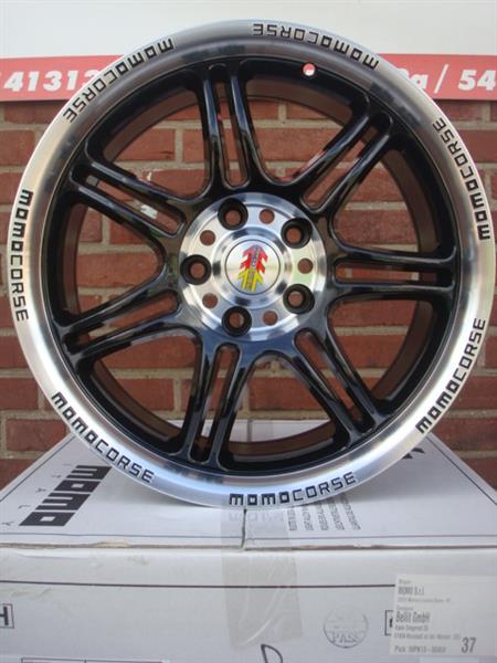 Grote foto 17 inch momo corse black 5x112 auto onderdelen banden en velgen