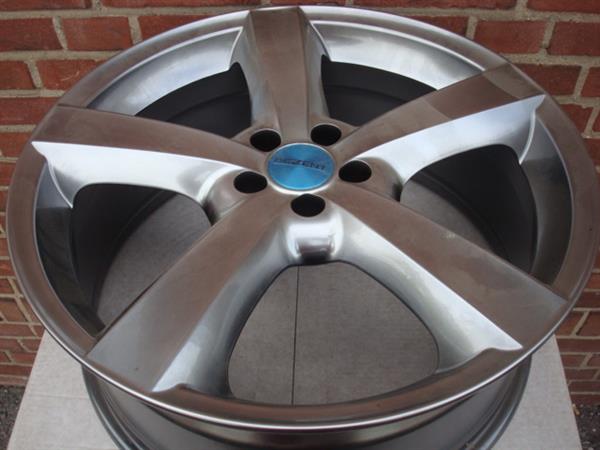 Grote foto 19 inch dezent velgen nieuwe set steek5x100 auto onderdelen banden en velgen