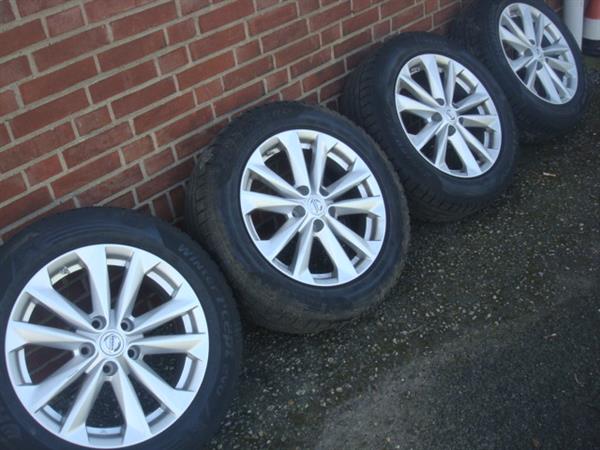 Grote foto 17 inch originele nissan qashqai velgen 5x114.3 auto onderdelen banden en velgen