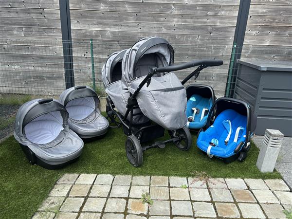 Grote foto kinderwagen tweeling kinderen en baby tweelingen en meerlingen