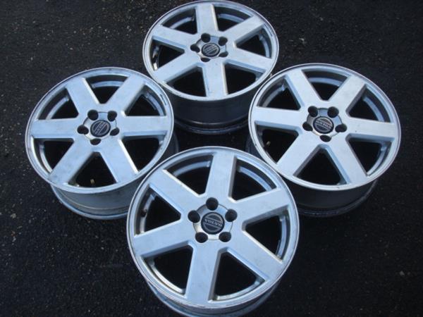 Grote foto 17 inch originele volvo velgen steek 5x108 auto onderdelen banden en velgen