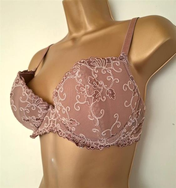 Grote foto chique bh in prachtige mokka kleurige kant 80c kleding dames ondergoed en lingerie