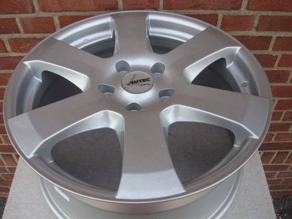 Grote foto 18 inch autec 5x120 8.0 j et55 naaf 65 1 auto onderdelen banden en velgen