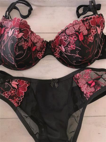 Grote foto chique zwarte bh met oudroze kant string 70b kleding dames ondergoed en lingerie merkkleding