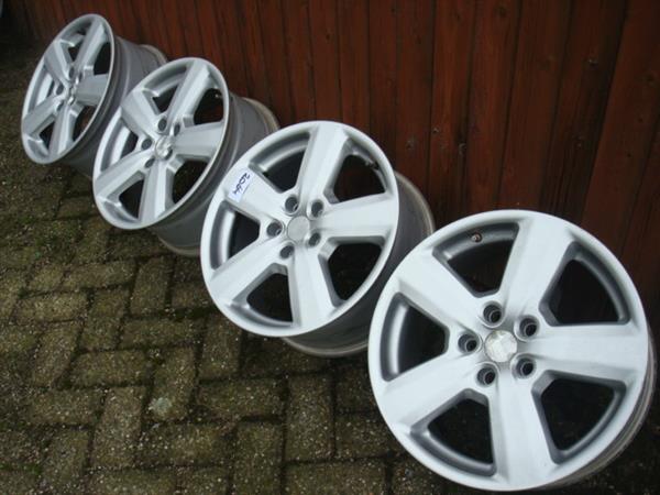 Grote foto 17 inch rs6 velgen steek 5x112 auto onderdelen banden en velgen