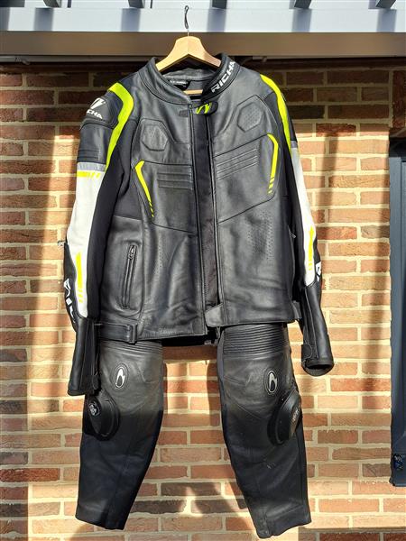 Grote foto lederen tweedelig motorpak richa motoren kleding