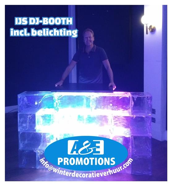 Grote foto sneeuwdecors verhuur ijs constructies dj booth diversen versiering