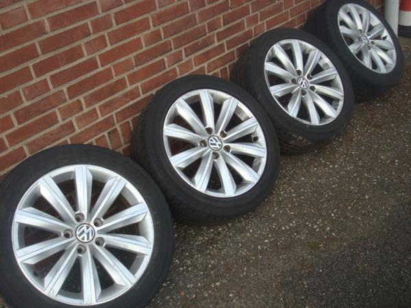 Grote foto 17 inch origineel highline velgen vw passat golf auto onderdelen banden en velgen