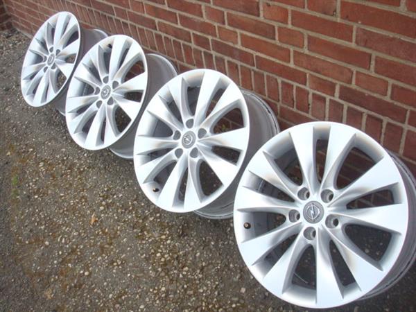 Grote foto 18 inch originele gtc opel velgen steek 5x115 auto onderdelen banden en velgen