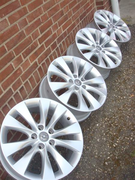 Grote foto 18 inch originele gtc opel velgen steek 5x115 auto onderdelen banden en velgen