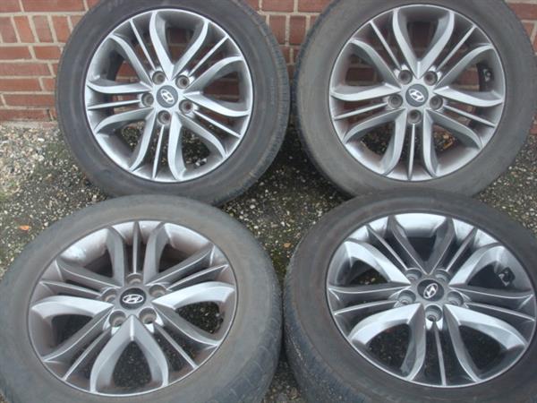 Grote foto 17 inch originele hyundai tucson velgen 5x114.3 auto onderdelen banden en velgen