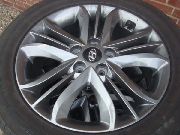 Grote foto 17 inch originele hyundai tucson velgen 5x114.3 auto onderdelen banden en velgen