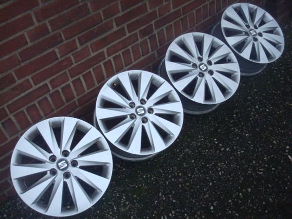 Grote foto 16 originele seat arona 16 inch velgen steek 5x100 auto onderdelen banden en velgen