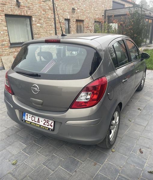 Grote foto opel corsa 1.3 diesel cosmo auto opel