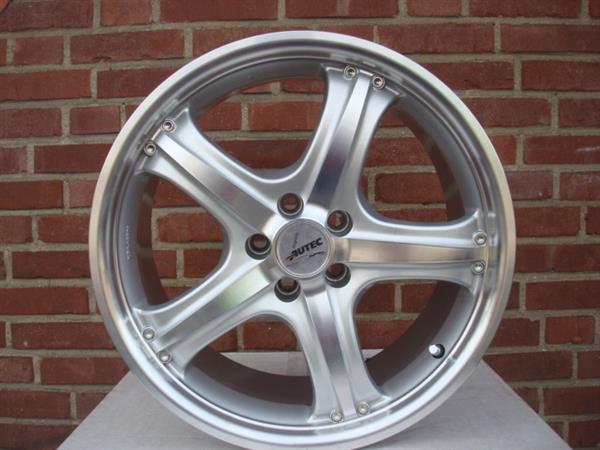 Grote foto 17 inch autec velgen niewu set steek5x100 auto onderdelen banden en velgen