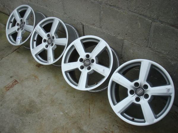 Grote foto 17 inch rs6 velgen steek 5x112 auto onderdelen banden en velgen