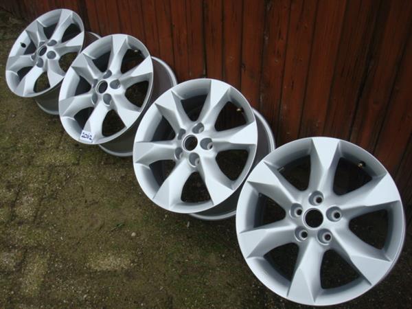 Grote foto 17 inch originele nissan velgen steek 5x114 3 auto onderdelen banden en velgen